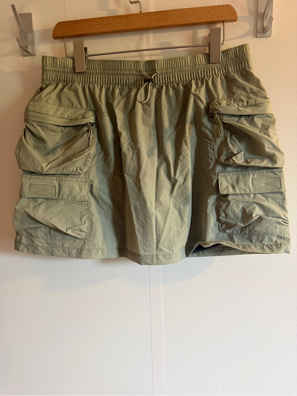 Columbia Olive Green Cargo Skort